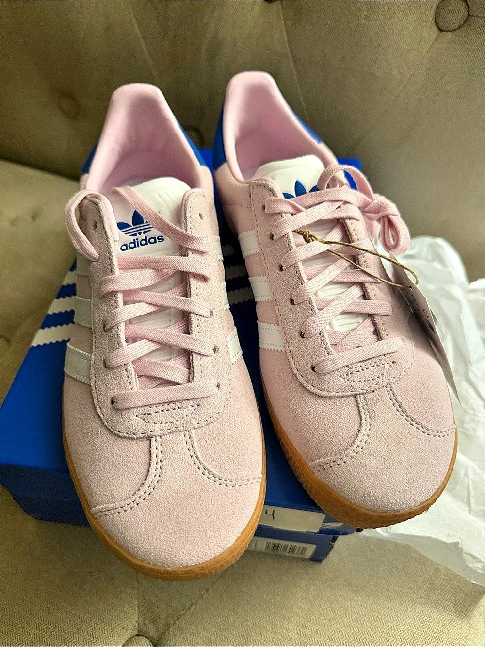 adidas Gazelle J Pink & Blue Sneakers US 5.5 Like New